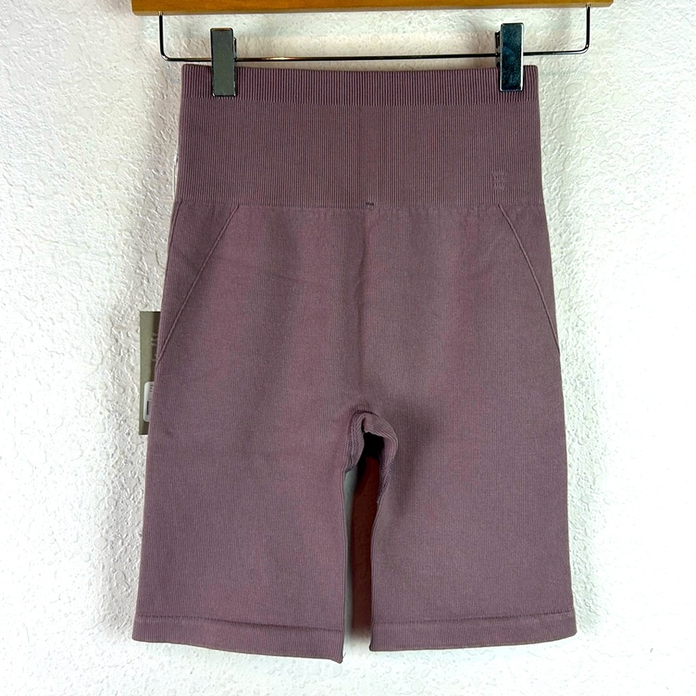Nwt Everlane The Seamless Bike Shorts Ribbed Purple, Size XS/S - Picture 3 of 10